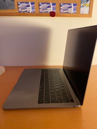 MacBook Pro 2019 13" gris espacial