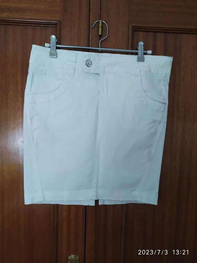 Falda blanca vaquera