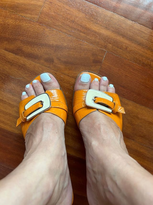 Sandalias de Gastone Lucioli