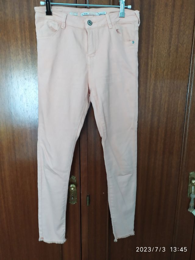 Pantalón color melocotón