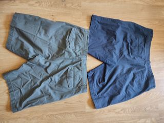 dos bermudas tallas 48 y 50