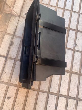 Cofre para baterías motor 