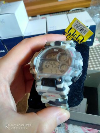 reloj QYQ 