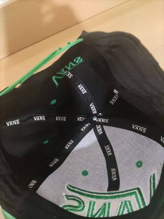 Gorra vans
