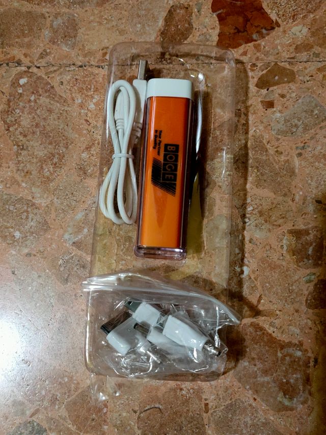 Batería externa 2.200mAh