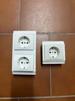 Interruptores LEGRAND y mecanismos