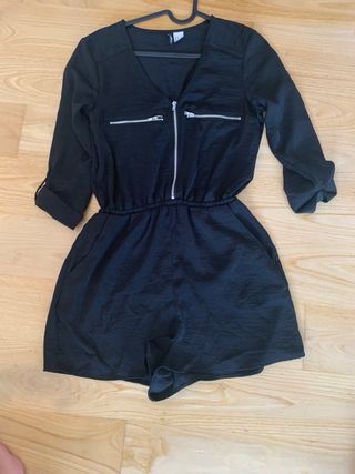 Mono negro. Talla 34. H&M