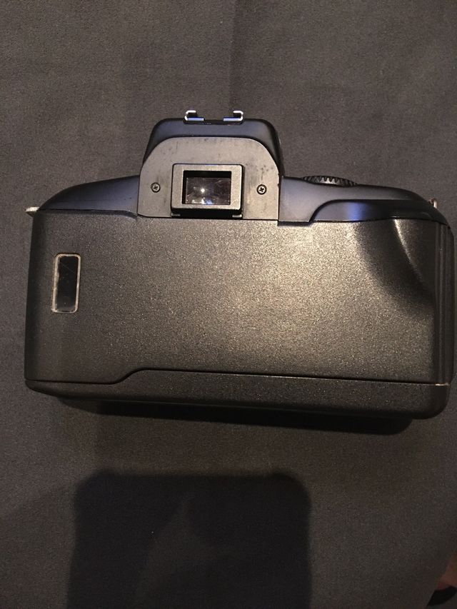 Canon eos 750 de 35mm