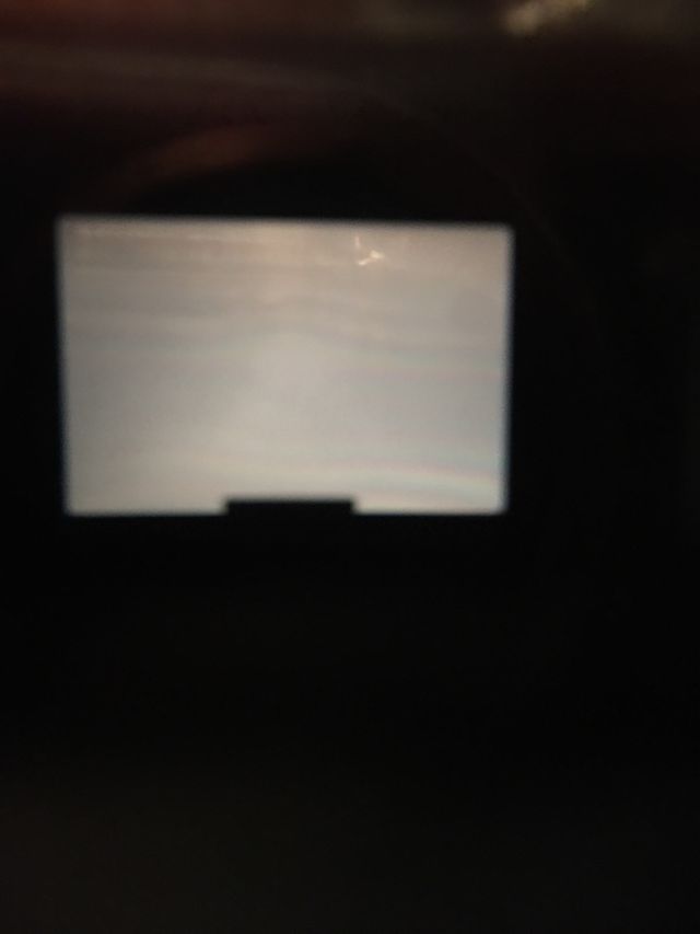 Cámara canon eos 850 de 35mm.