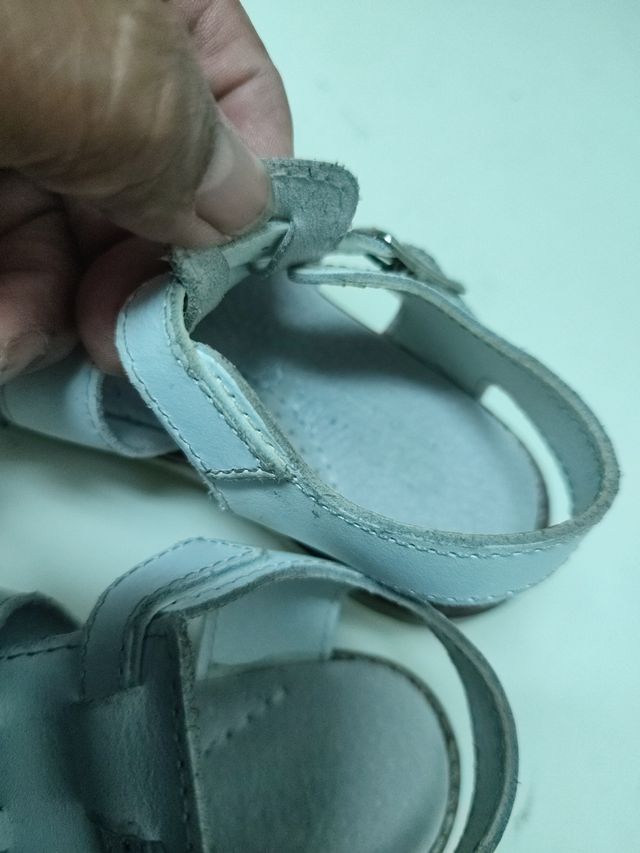 sandalias de niño o niña