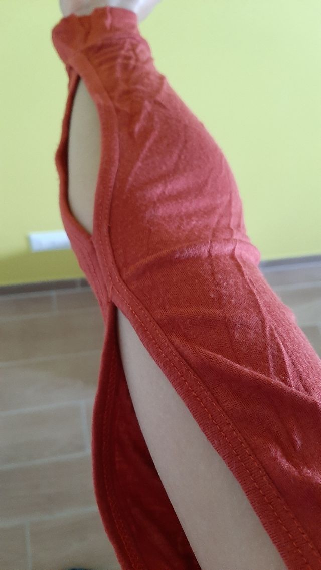 traforata sulle maniche 