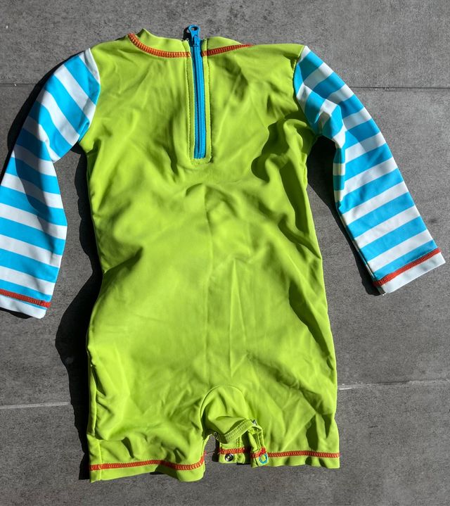 Adorable bañador de una pieza bebé