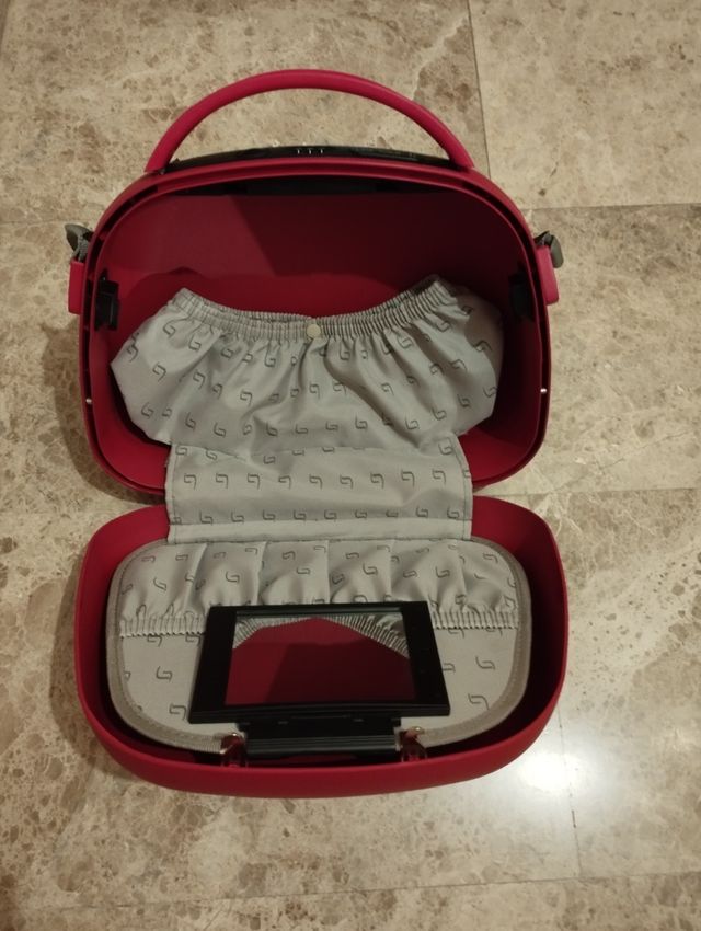 Neceser de viaje Jaslen. Maleta de viaje