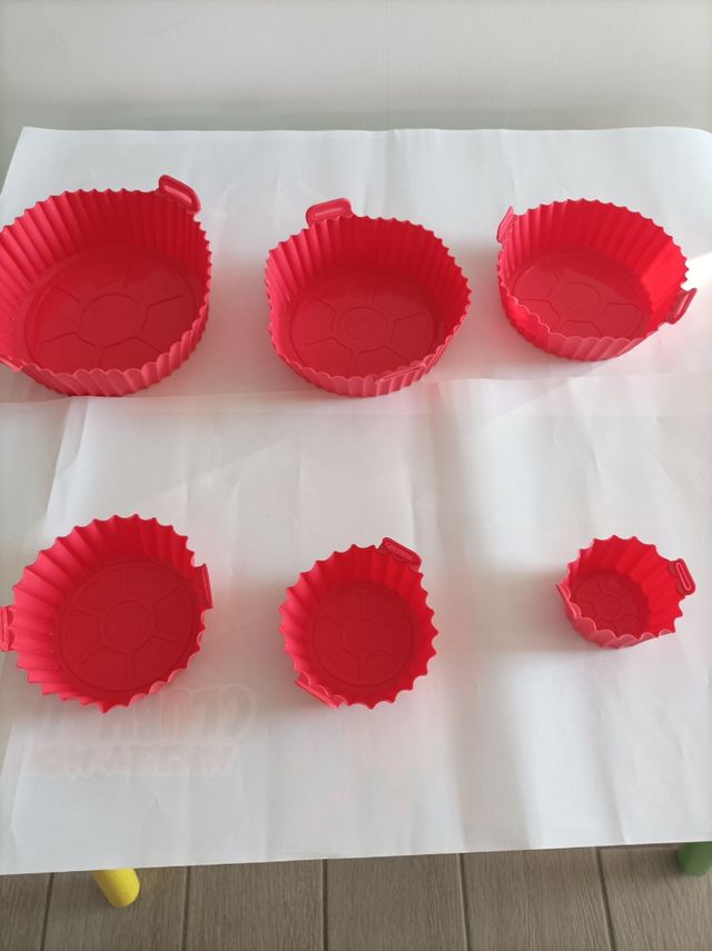6 stampi per friggitrice ad aria.