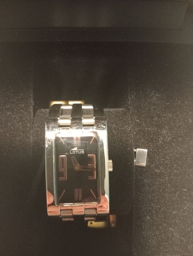 Reloj LOTUS para mujer