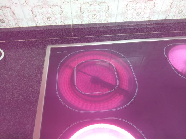 Vitrocerámica marca Balay modelo Touch Control Cer