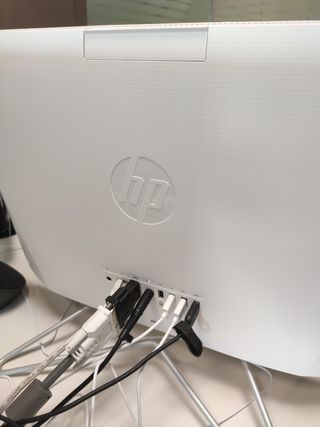 Ordenador HP. All in One HD 22AB