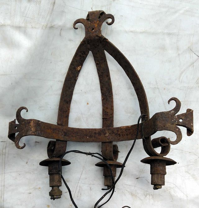 Par Candiles Hierro Forjado Siglo XVII Autenticos