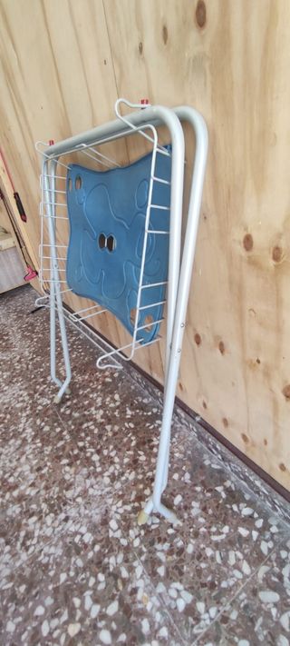 Elevador/soporte de bañera