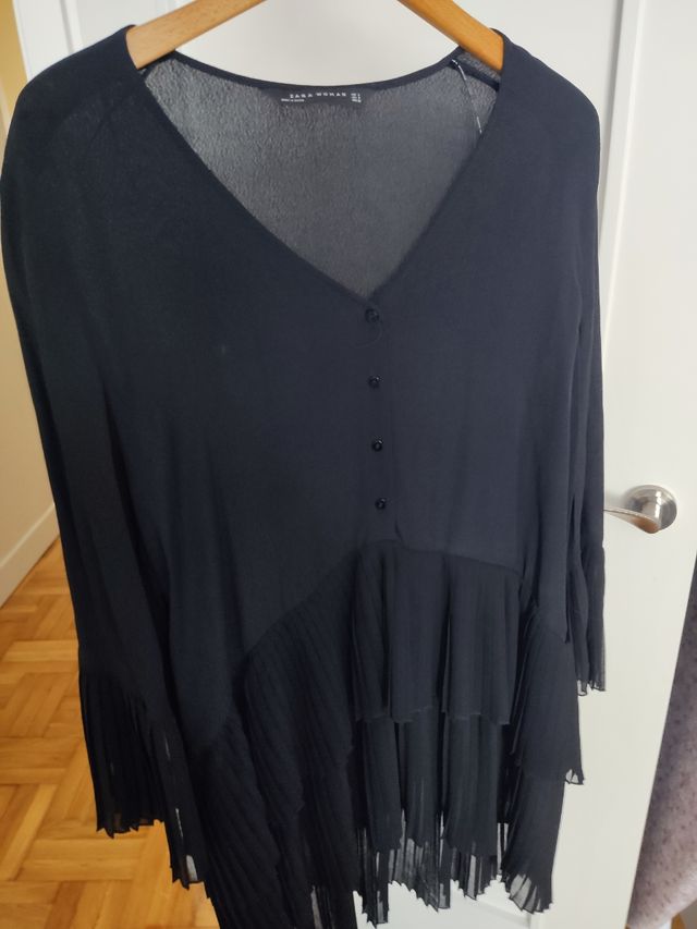 Vestido negro de Zara