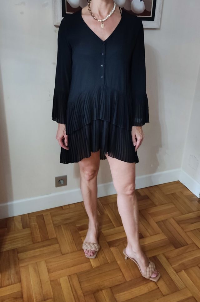 Vestido negro de Zara