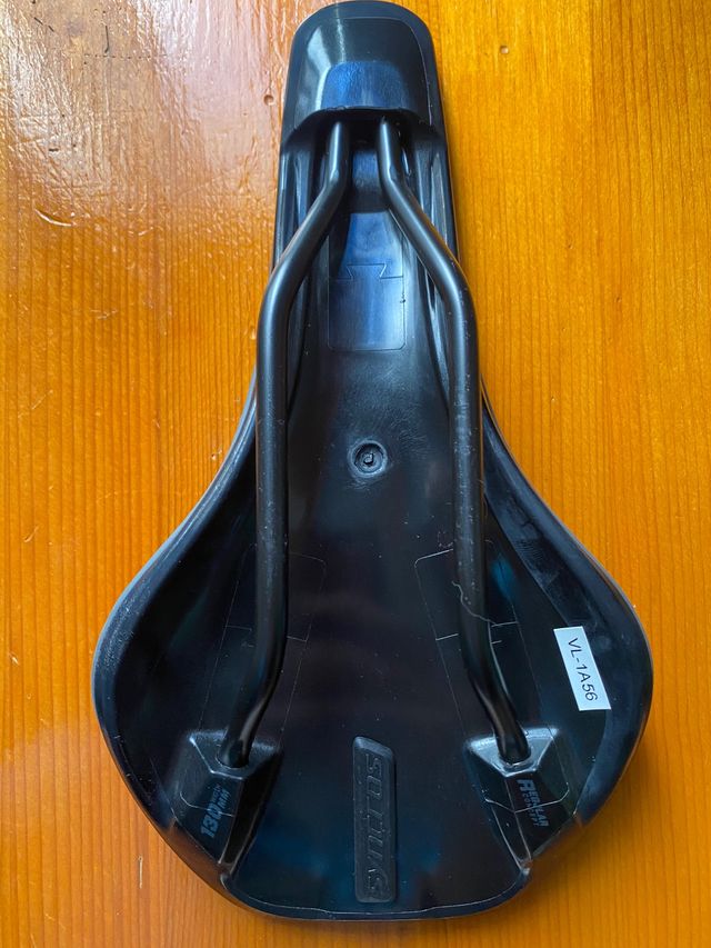 Sillín Syncros Belcarra 2.0 regular gris de SCOTT