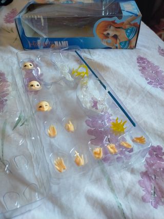 Caja con accesorios FIGMA NAMI 🧡
