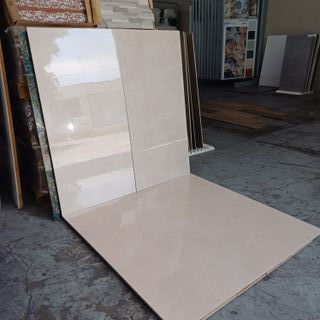 Reforma baño color cementoso más muebles