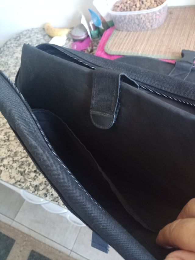 MALETIN- BOLSA PARA PORTATIL ETC