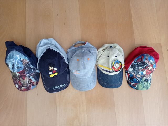Lote de gorras