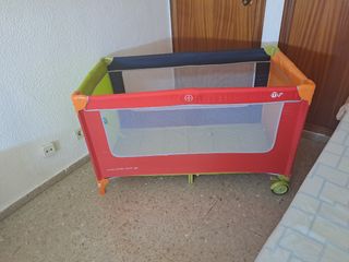 Cuna de viaje