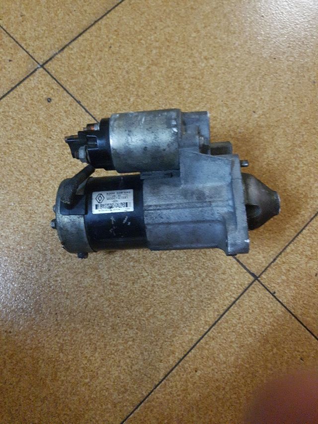 vendo motor de arranque de renault escenic 2005