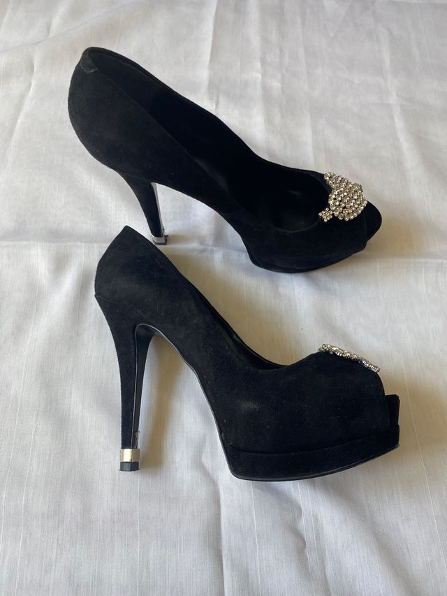 Zapato de tacón Guess