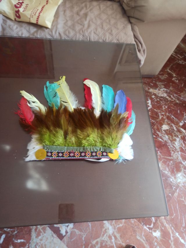 tirantes, sombrero vaquero, palomita, gorra, pluma