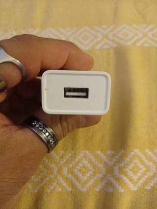 spinotto Z telefono caricabatterie usb 