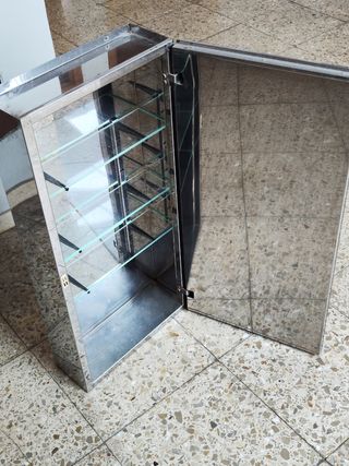 Mueble espejo para baño