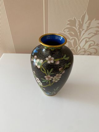 Pareja de jarrones chinos Cloisonné