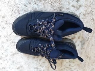 Botas treking Decathlon hombre. NUEVAS