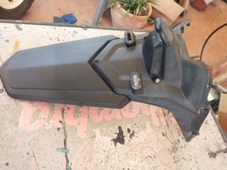 Portamatriculas Sym jet 4