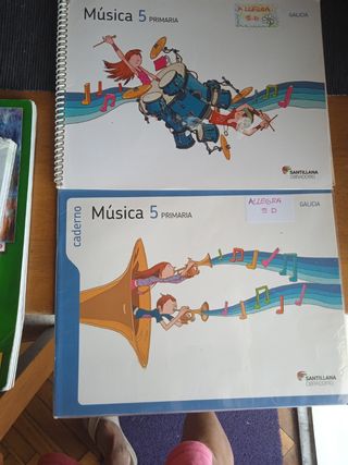 libro y cuaderno música 5 de primaria santillana
