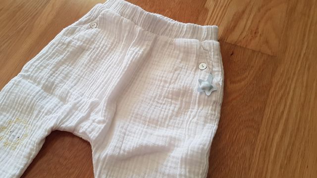 Conjunto camisola e calças compridas