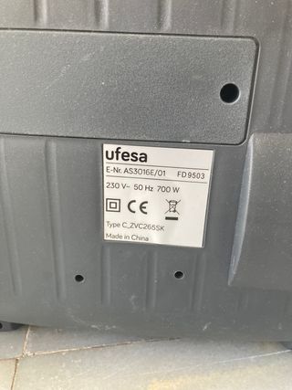 Aspiradora UFESA Selecta con filtro EPA lavable