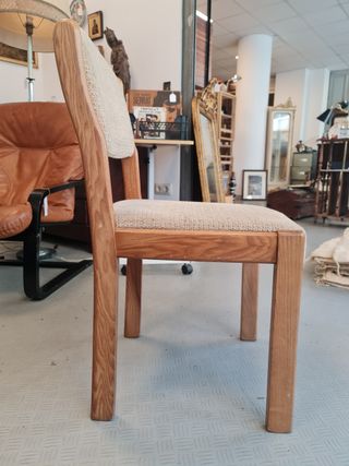 Silla nórdica en haya y tapizada en cheviot