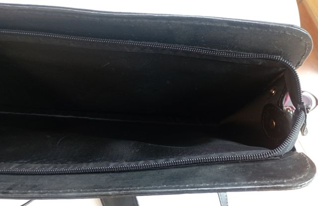 Maletin portadocumentos de piel negro