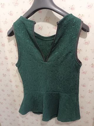 top brocado. Zara. TAlla M.