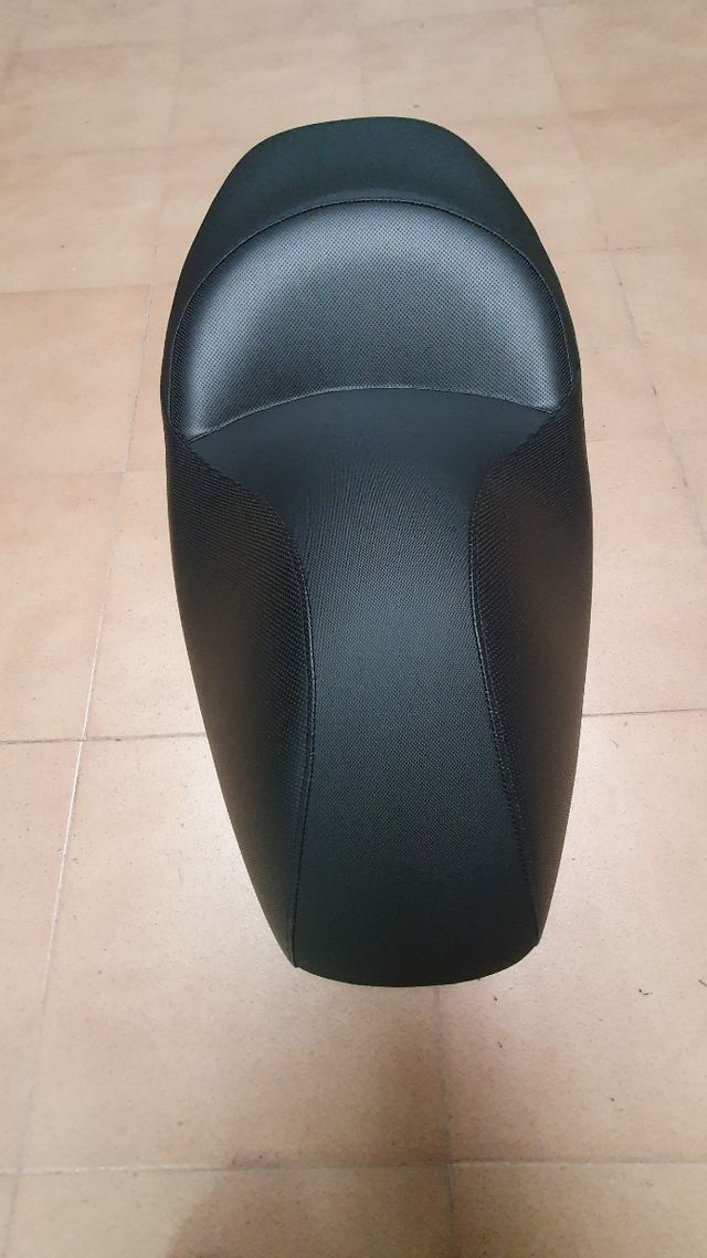 SE VENDE ASIENTO KYMCO SUPERDINK  125 O 350