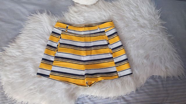 Shorts de rayas