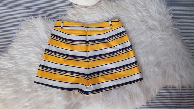Shorts de rayas
