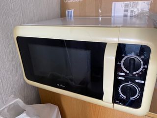 Se vende microondas marca CARREFOUR HOME