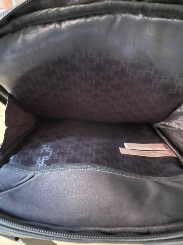 Bolsa viaje o para tablet de Salvador Bachiller